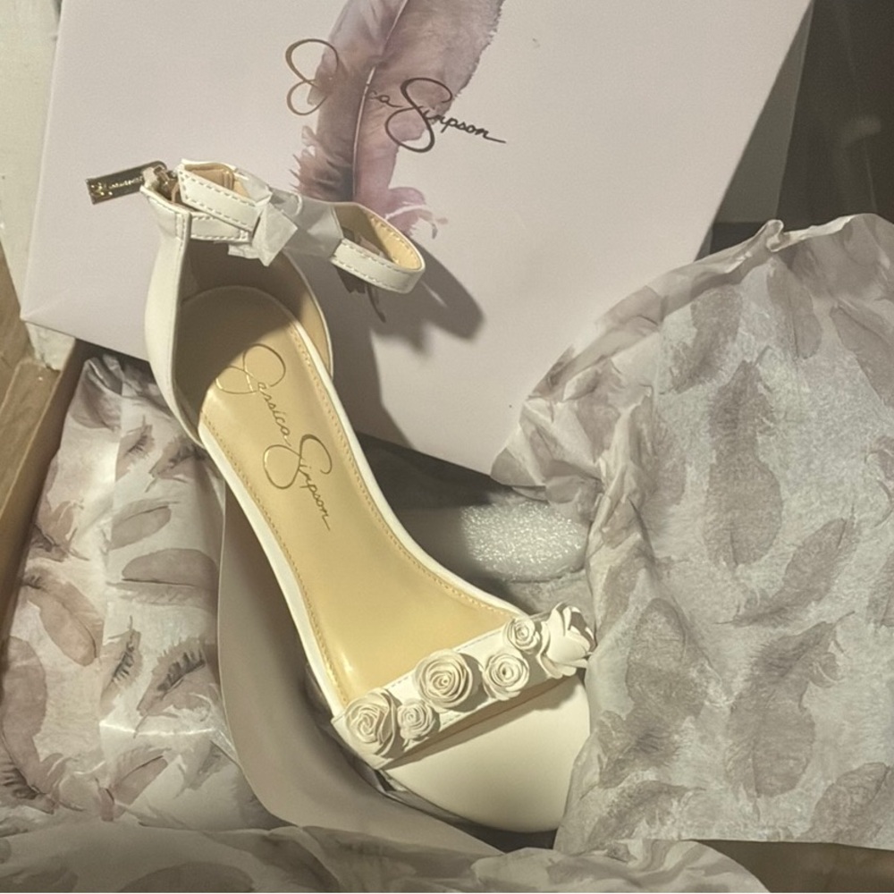 Jessica Simpson White Leather Rose Rosette Cork Platform Wedge Zip Sandal Sz 8.5